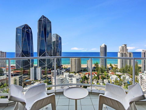 Gold Tower 20th Level Dual Key Ocean View - Southport Accommodation 0