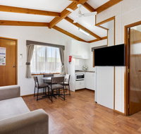 Goulburn South Caravan Park - Accommodation Southport