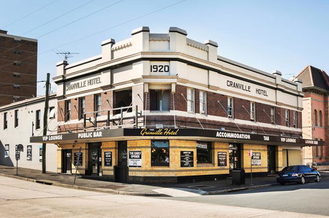 Granville Hotel - Southport Accommodation 2