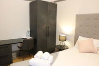 Book Guildford Accommodation Vacations Southport Accommodation Southport Accommodation