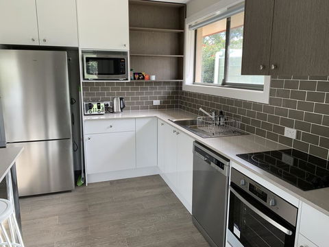 Gunsynd Studio Apartment - Southport Accommodation 2