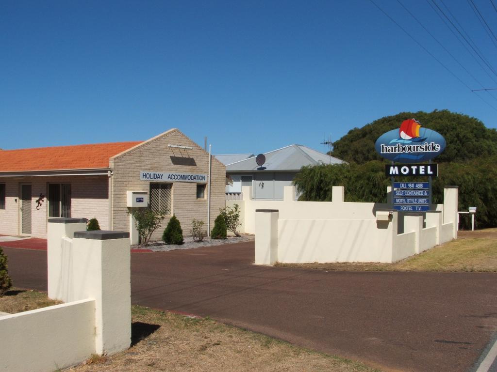 Lowlands Beach WA Southport Accommodation