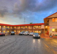 Hi-Way Motel Grafton - Southport Accommodation