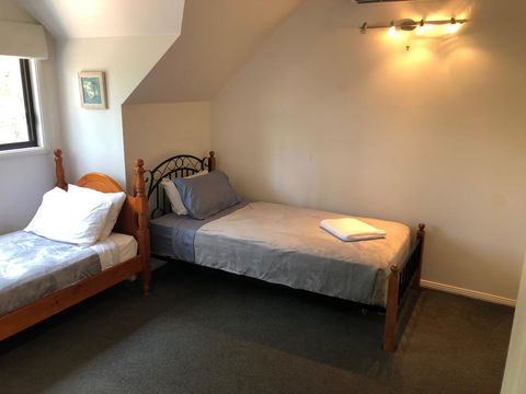 Hidden Gem Acreage Close To Terrigal Beach - Southport Accommodation 2