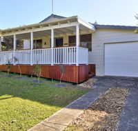 Hillsborough Cottage - Southport Accommodation