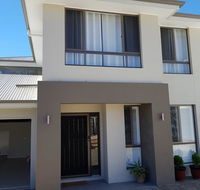 Jasper Place - Southport Accommodation
