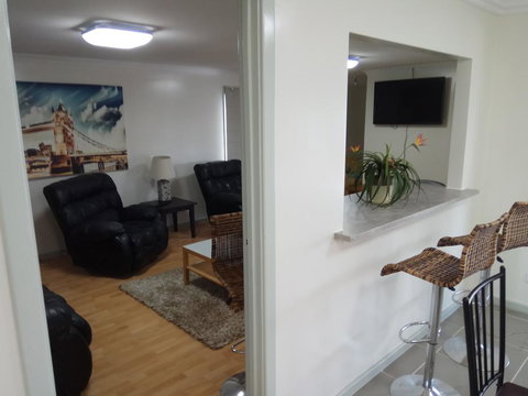 Joy On Joyce - Accommodation Southport 2