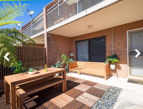 Joy's Hideaway - Southport Accommodation 1