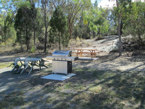 Just Red Wines Cabins - Southport Accommodation 2