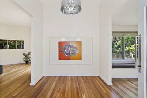 Kilala - Executive Home - Southport Accommodation 3