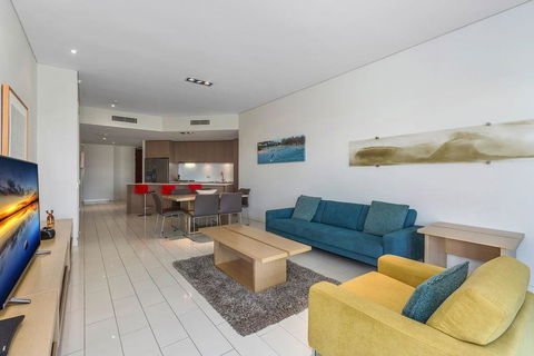 KINGSCLIFF COAST CULTURE 1208 - Southport Accommodation 2