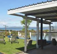 Kinsellas Water Views - Southport Accommodation