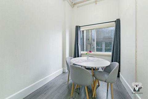 KOZYGURU Kings Cross SKY GARDEN Studio CBD - Southport Accommodation 3