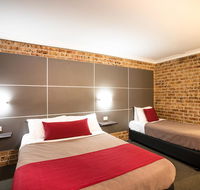 Lakeview Hotel Motel - Southport Accommodation