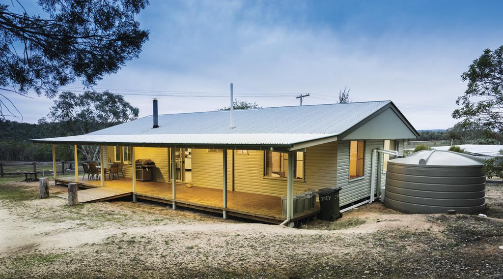 Limestone NSW Southport Accommodation