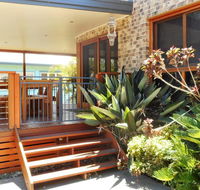 Lees By The Sea at South West Rocks - Southport Accommodation