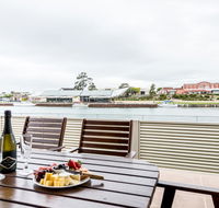 Leven River Retreat - Southport Accommodation