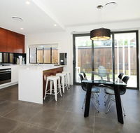 Lewis Street Apartments by Kirsten Serviced Accommodation - Southport Accommodation