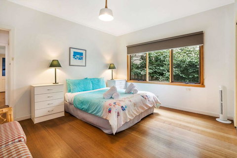 Lighthouse Cottage - Southport Accommodation 3