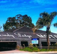 Lindy Lodge Motel - Southport Accommodation