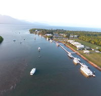 Lucinda Fishing Lodge - Southport Accommodation