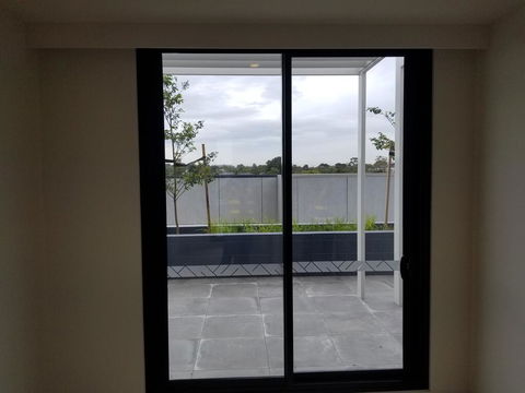 M City Self Contained Apartment - Southport Accommodation 2
