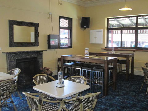 Maclean Hotel - Southport Accommodation 1