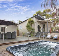Madeleine Street - Southport Accommodation