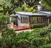 Magnolias on Mernda - Southport Accommodation