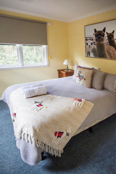 Malakai Farm Stay - Southport Accommodation 3