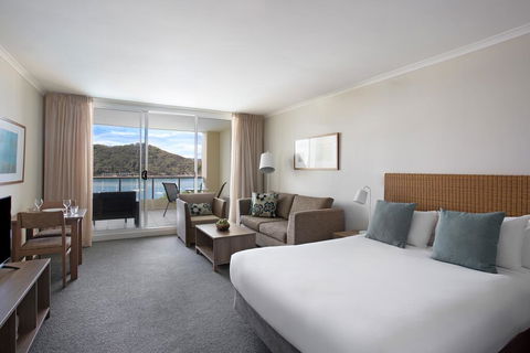 Mantra Ettalong Beach - Southport Accommodation 2