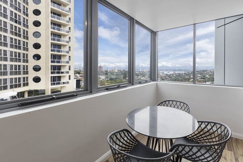 Meriton Suites Bondi Junction - Accommodation Southport 3