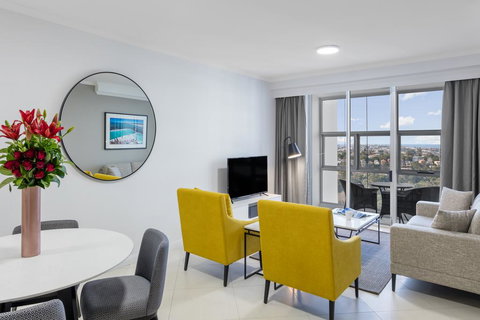 Meriton Suites Bondi Junction - Accommodation Southport 0