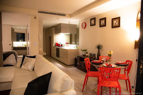 Modern, Clean, Luxury At The Right Price..... - Southport Accommodation 3
