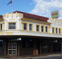 Monarch Motel - Southport Accommodation