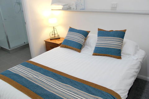 Motel Rooms At Morisset Serviced Apartments - Southport Accommodation 2