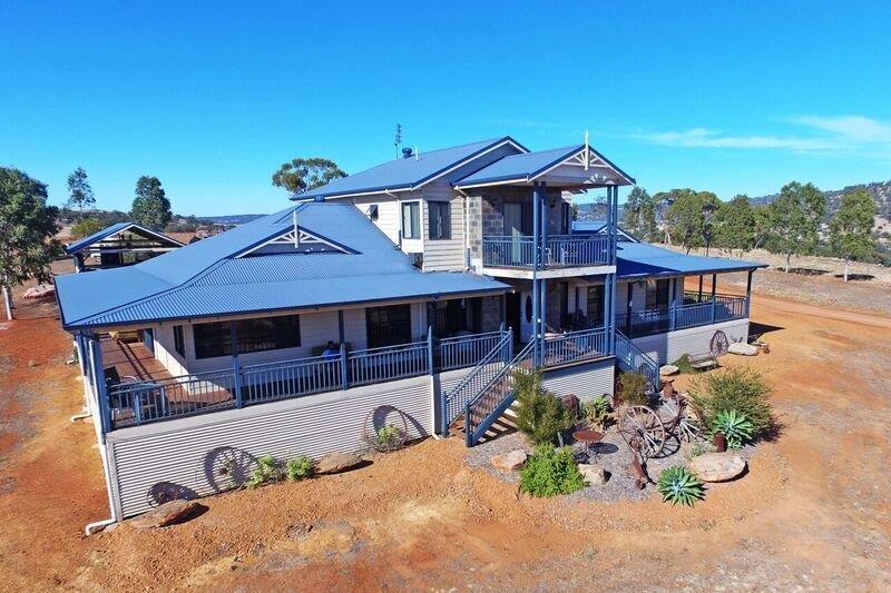 Dumbarton WA Southport Accommodation