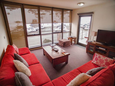 Mountain View Chalet At Heidi's - Southport Accommodation 0