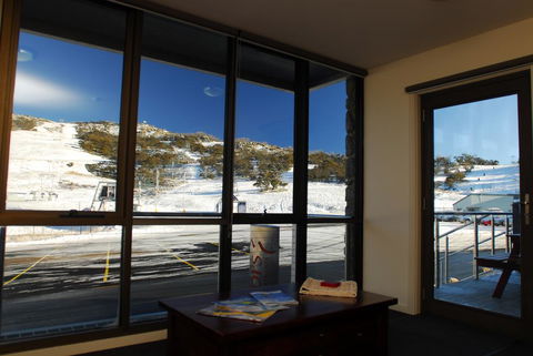 Mountain View Chalet At Heidi's - Southport Accommodation 1