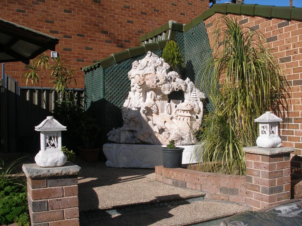 Woorinen ACT Southport Accommodation