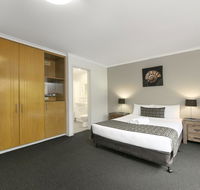 Mt Ommaney Hotel Apartments - Southport Accommodation