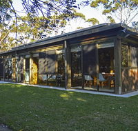 Myer House - Southport Accommodation