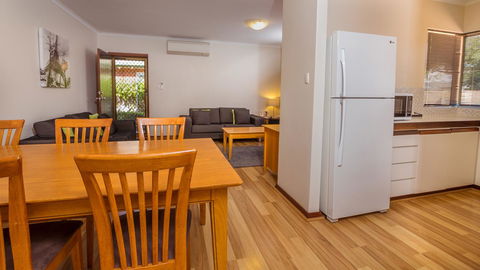 Dowler Apartments Subiaco - Southport Accommodation 22