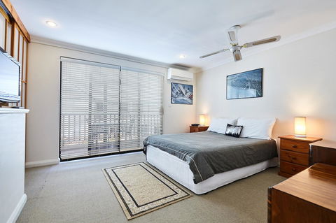 Fremantle Townhouse U/5 - Southport Accommodation 8