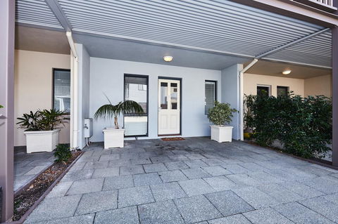 Fremantle Townhouse U/5 - Southport Accommodation 12