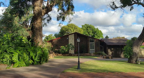 Jacaranda Hideaway Bed & Breakfast - Southport Accommodation 16
