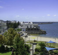 Luxury Suite Bunbury - Southport Accommodation