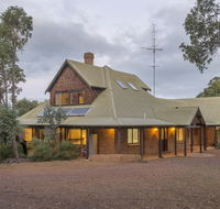 212 Yungarra - Southport Accommodation
