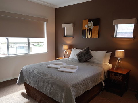 Adamsons Riverside Accommodation - Accommodation Southport 35