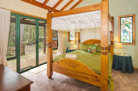Yelverton Brook Conservation Sanctuary - Southport Accommodation 21